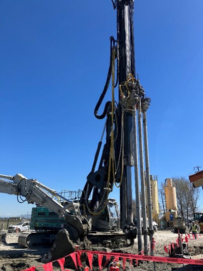 Soil mixing rig